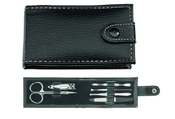 Art. FS560499095, Set da manicure con forbicine.